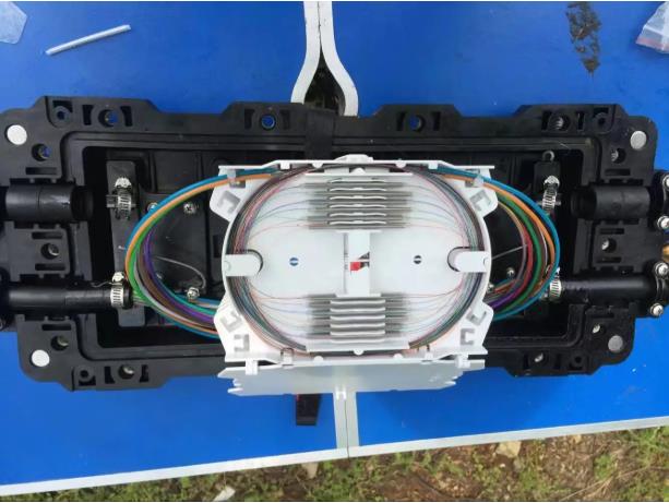 Splicing sequence of optical cable and pigtail