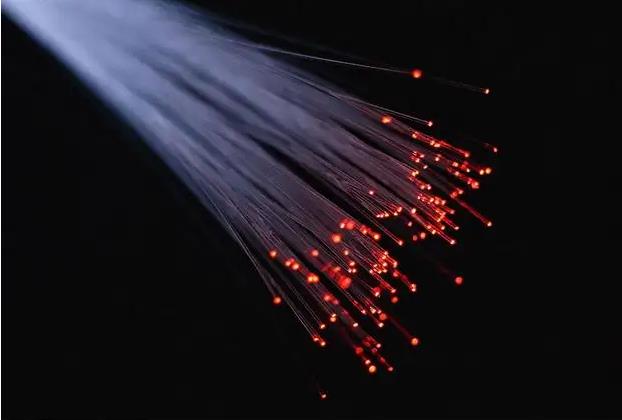 How to deal with optical fiber transmission attenuation effectively